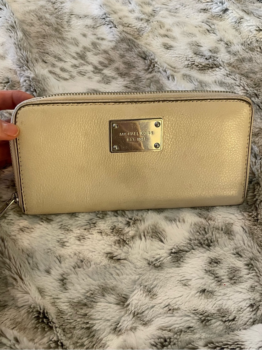 Michael Kors Light Cream Leather Zip Wallet with Metal Logo Plate